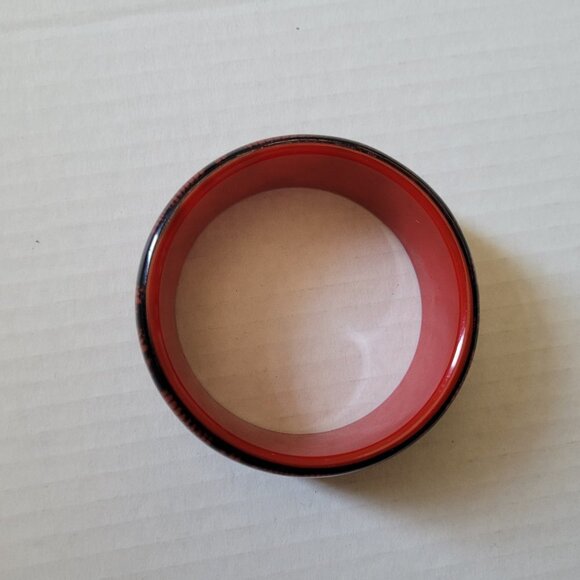 Vintage bracelet fishnet black and red 1980s wide bangle costume jewelry goth - Picture 2 of 4